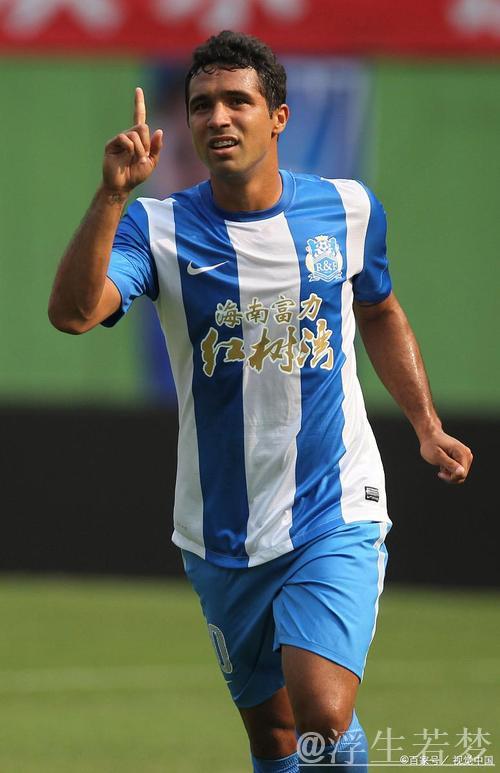 38岁传奇破门再发声:160天后讽热刺,我一个冠军你们还是零 38岁传奇破门再发声:160天后讽热刺,我一个冠军你们还是零